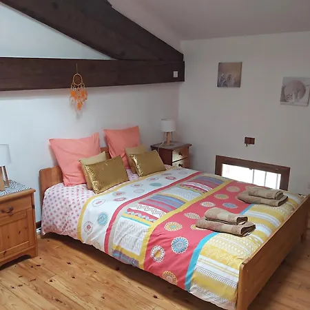 En Pascot: Charming With Two Additional Guest house *