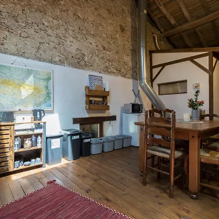 En Pascot - Avec Salle De Bain Privative Et 2 Avec Salle De Bain Commune - Billard, Jardin Et Barbecue - A 10 Min De Villefranche, Nailloux Et Du Canal Du Midi - A Louer Separement Ou Ensemble
