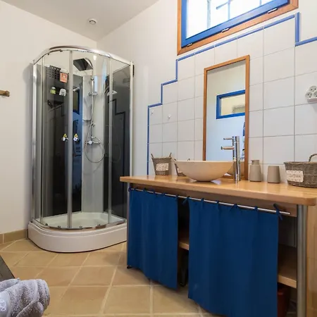 En Pascot - Avec Salle De Bain Privative Et 2 Avec Salle De Bain Commune - Billard, Jardin Et Barbecue - A 10 Min De Villefranche, Nailloux Et Du Canal Du Midi - A Louer Separement Ou Ensemble 3*
