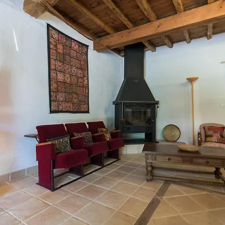 En Pascot - Avec Salle De Bain Privative Et 2 Avec Salle De Bain Commune - Billard, Jardin Et Barbecue - A 10 Min De Villefranche, Nailloux Et Du Canal Du Midi - A Louer Separement Ou Ensemble 3*