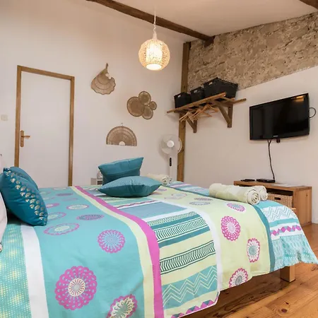 En Pascot - Avec Salle De Bain Privative Et 2 Avec Salle De Bain Commune - Billard, Jardin Et Barbecue - A 10 Min De Villefranche, Nailloux Et Du Canal Du Midi - A Louer Separement Ou Ensemble Lagarde (Haute-Garonne)