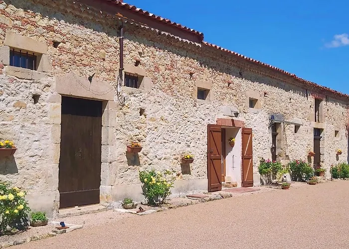 En Pascot - Avec Salle De Bain Privative Et 2 Avec Salle De Bain Commune - Billard, Jardin Et Barbecue - A 10 Min De Villefranche, Nailloux Et Du Canal Du Midi - A Louer Separement Ou Ensemble 게스트하우스 3*